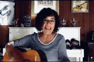 lisa mckim playing guitar